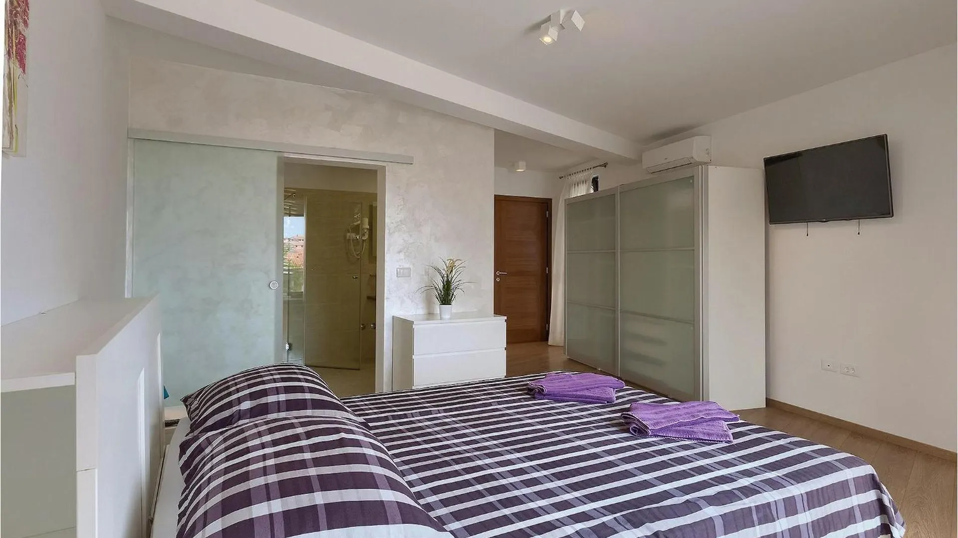 Villa Valsabion Πούλα 0*,